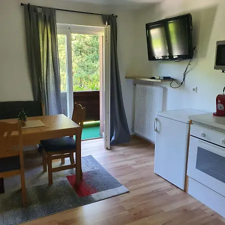 Alexa Apartmán *